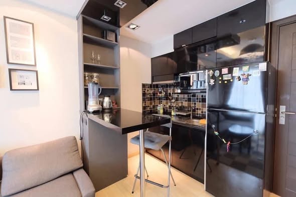 kitchen of Thru Thong Lor