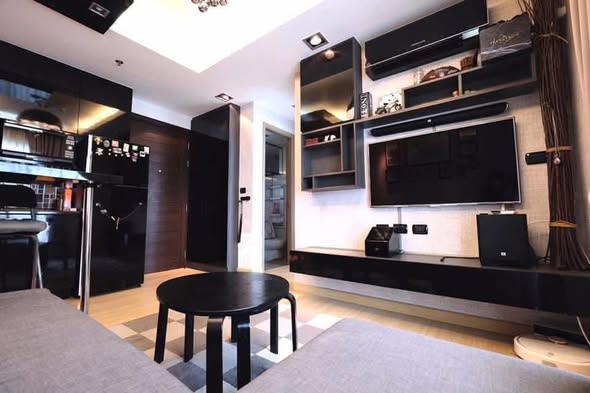 living room of Thru Thong Lor