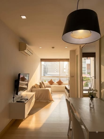 living room of Tree Condo Sukhumvit 42