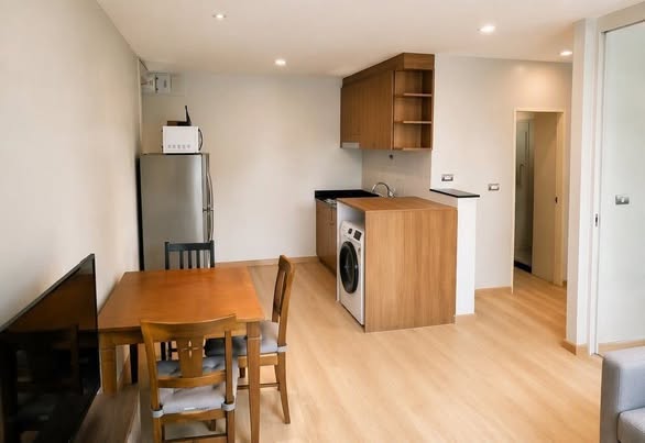 room interior of Tree Condo Sukhumvit 42