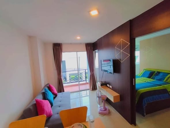 bedroom of Triogems condo