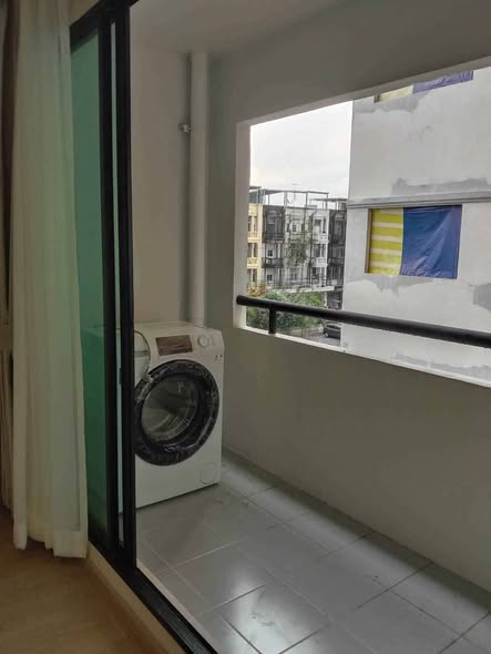 room interior of Twize Rangsit