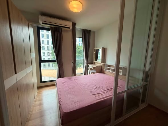 bedroom of Unio Sukhumvit 72 phase 1 building E