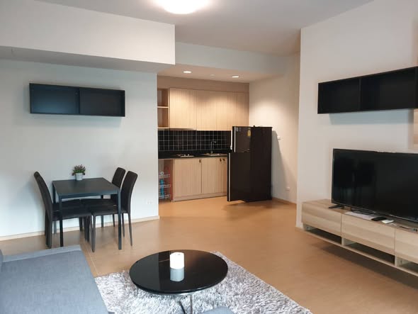 living room of Unio Sukhumvit 72 phase 1 building E