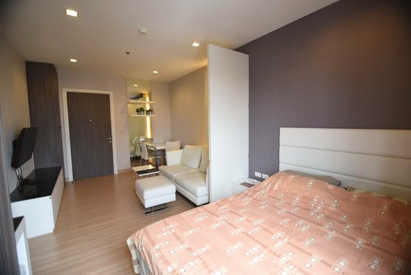 bedroom of Urbano Absolute Sathon-Taksin