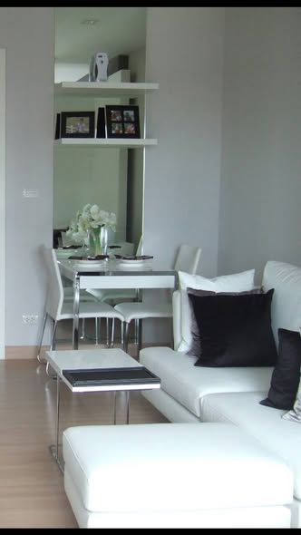 living room and room interior of Urbano Absolute Sathon-Taksin