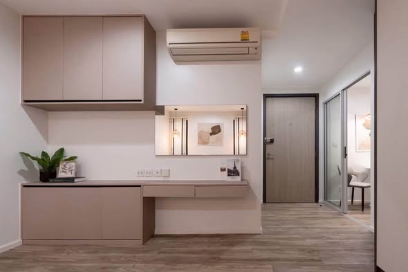 room interior and bathroom of Very Sukhumvit 72 เวรี่ สุขุมวิท 72