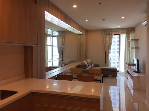 kitchen of Villa Asoke Condominium