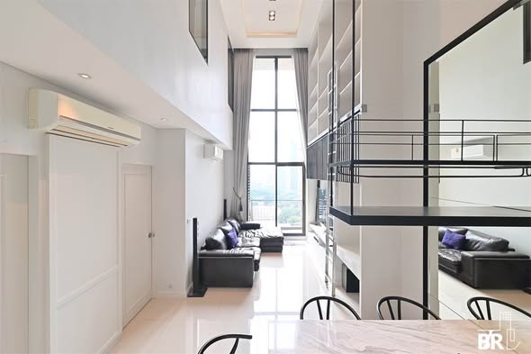 living room and room interior and kitchen of Villa Asoke Condominium