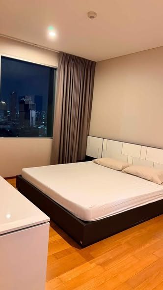 bedroom of Villa Sathon Condominium