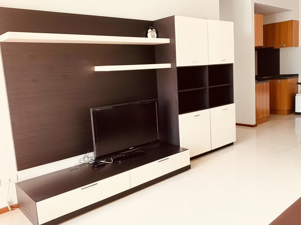 room interior of Villa Sathon Condominium