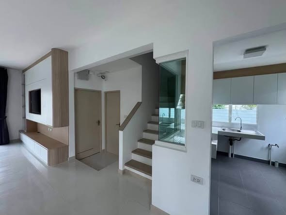 room interior of Villaggio Srinakarin