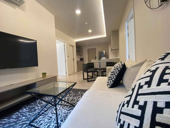 bedroom and living room of VTARA36 Condominium