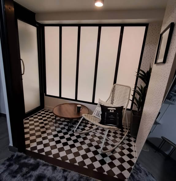 room interior of Waterford Royal Suites