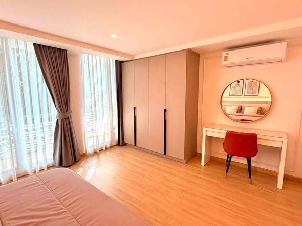 bedroom of Waterford Sukhumvit 50