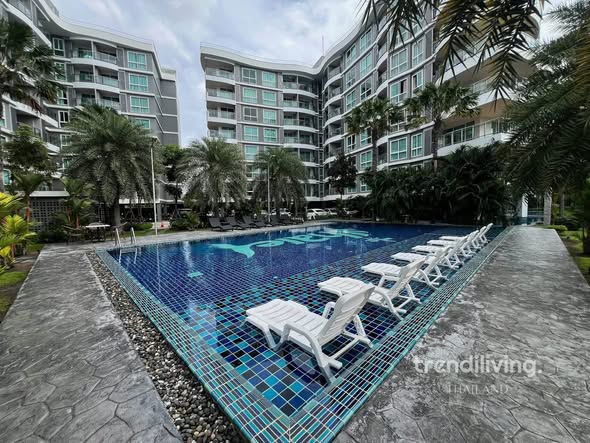 pool of Whale Marina Condo