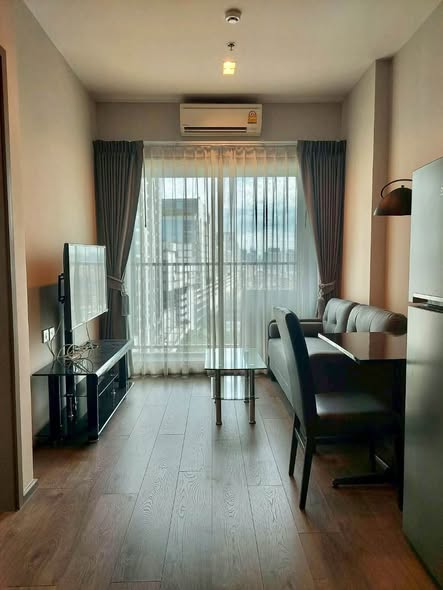 living room and bedroom of Whizdom Avenue Ratchada-Ladprao