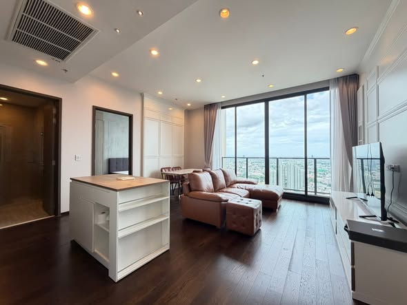 bedroom and living room of Whizdom Essence Sukhumvit วิสซ์ดอม เอสเซ้นส์ สุขุมวิท