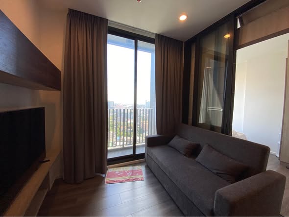 bedroom and living room and room interior of Whizdom Essence Sukhumvit วิสซ์ดอม เอสเซ้นส์ สุขุมวิท