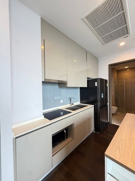 kitchen of Whizdom Essence Sukhumvit วิสซ์ดอม เอสเซ้นส์ สุขุมวิท
