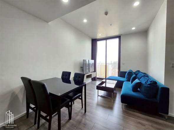 living room of Whizdom Essence Sukhumvit วิสซ์ดอม เอสเซ้นส์ สุขุมวิท
