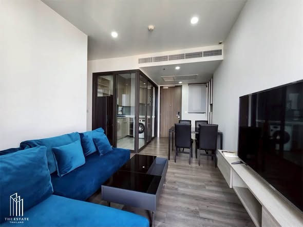 living room and room interior of Whizdom Essence Sukhumvit วิสซ์ดอม เอสเซ้นส์ สุขุมวิท