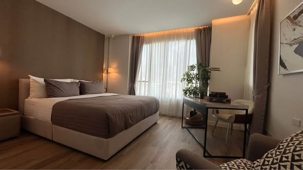 bedroom of Wilshire Condominium