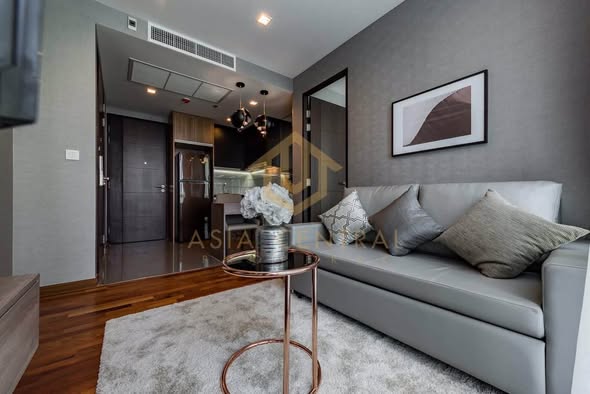 bedroom and living room of Wish Signature II Midtown Siam