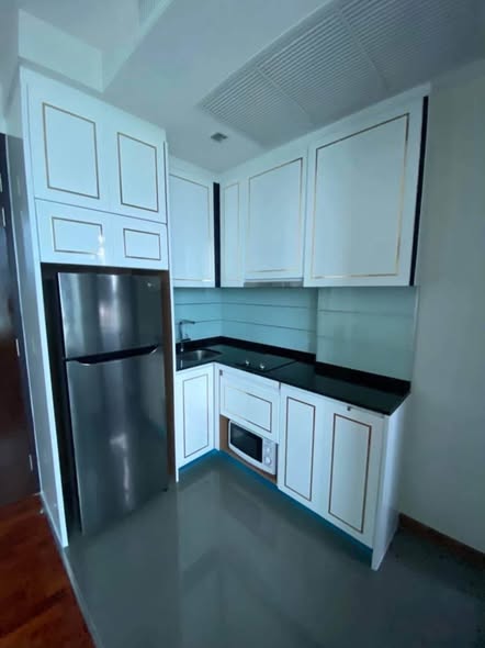 kitchen of Wish Signature II Midtown Siam
