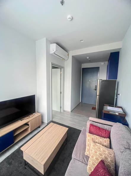 bedroom and living room of XT Ekkamai