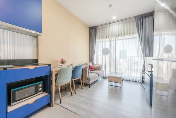 bedroom and living room of XT Ekkamai