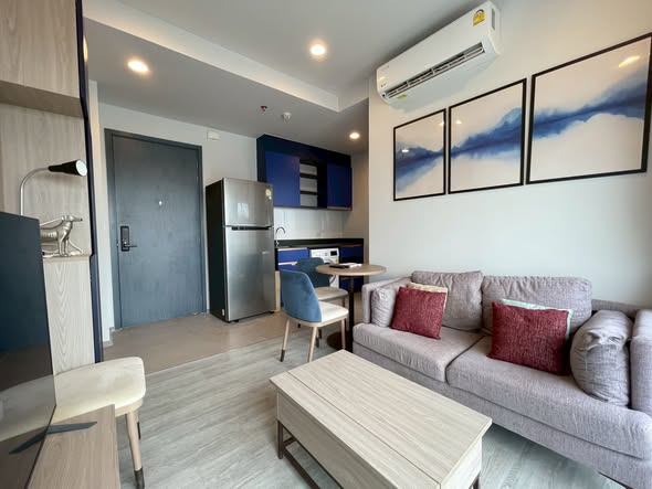 bedroom and living room of XT Ekkamai