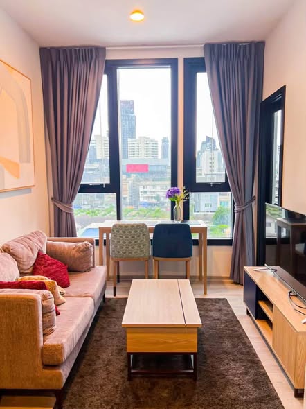 bedroom and living room of XT Ekkamai