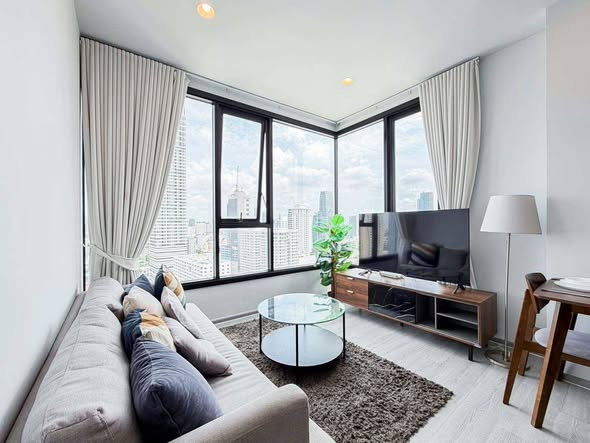 bedroom and living room of XT Ekkamai