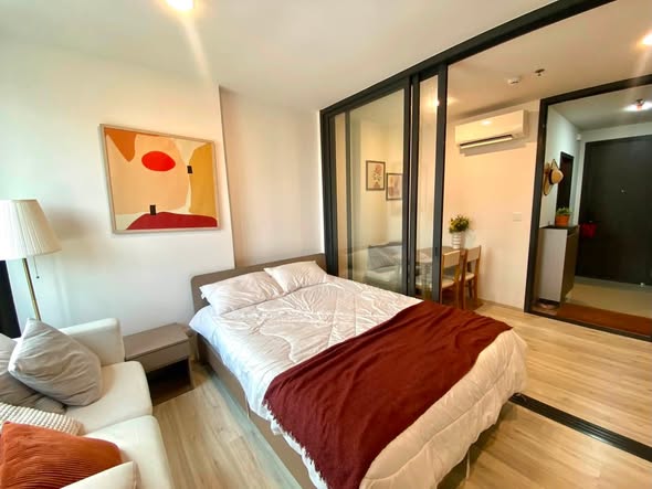 bedroom and room interior of XT HUAIKHWANG