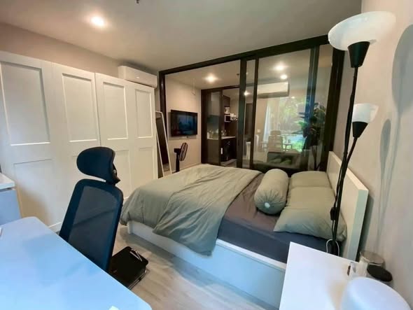 bedroom and room interior of XT HUAIKHWANG