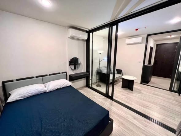 bedroom and room interior of XT HUAIKHWANG