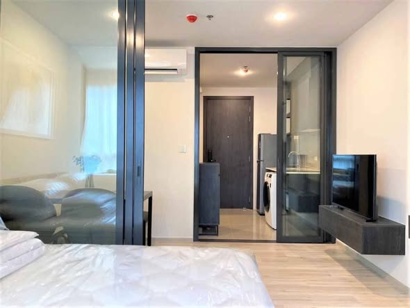bedroom and room interior of XT HUAIKHWANG