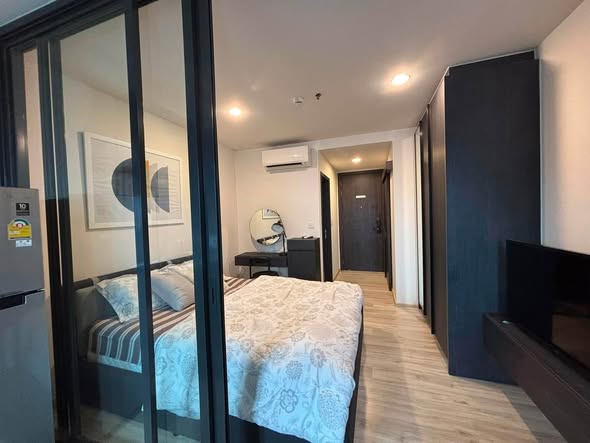 bedroom and room interior of XT HUAIKHWANG