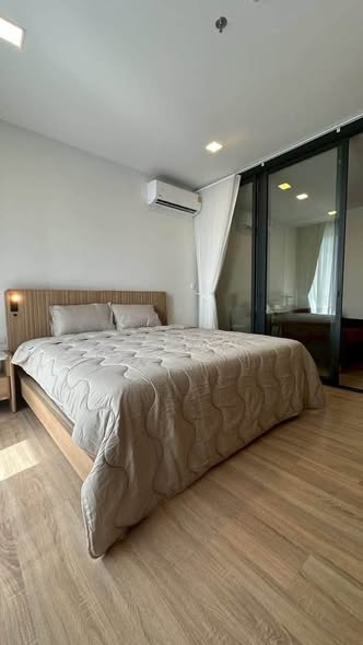 bedroom of XT Phayathai