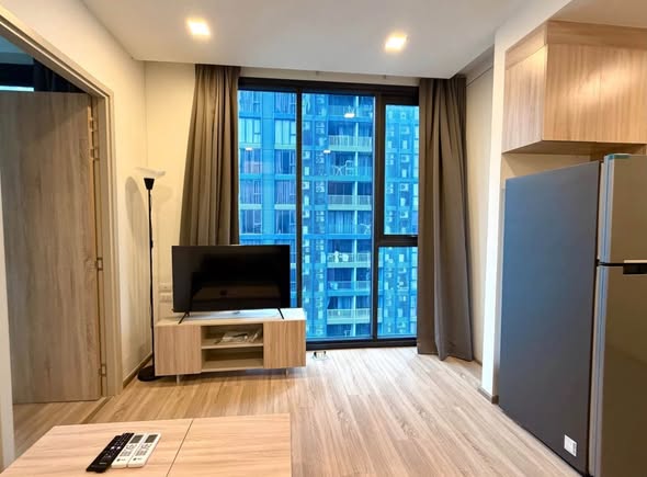 bedroom and room interior of XT Phayathai