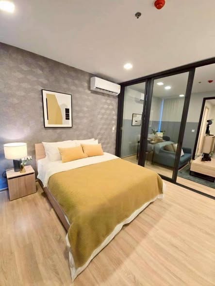bedroom and room interior of XT Phayathai