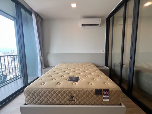 bedroom and room interior of XT Phayathai
