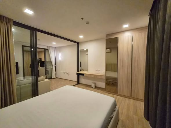 bedroom and room interior of XT Phayathai