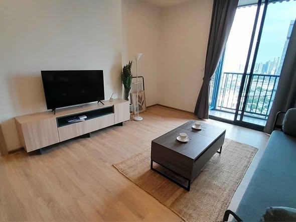 living room and bedroom of XT Phayathai