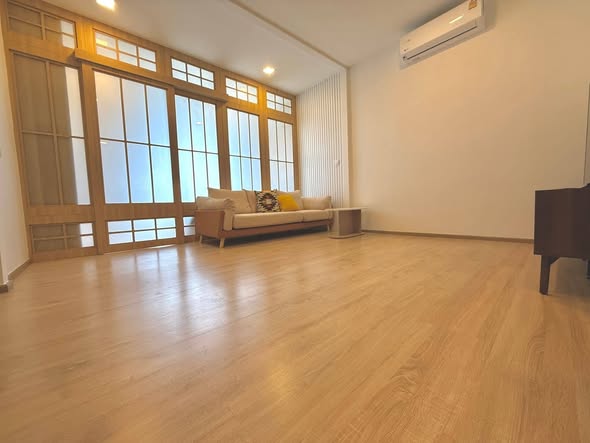 living room and room interior of XT Phayathai