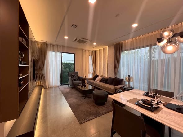 bedroom and living room of มัณฑนา บางนา กม.15 | MANTANA Bangna km. 15