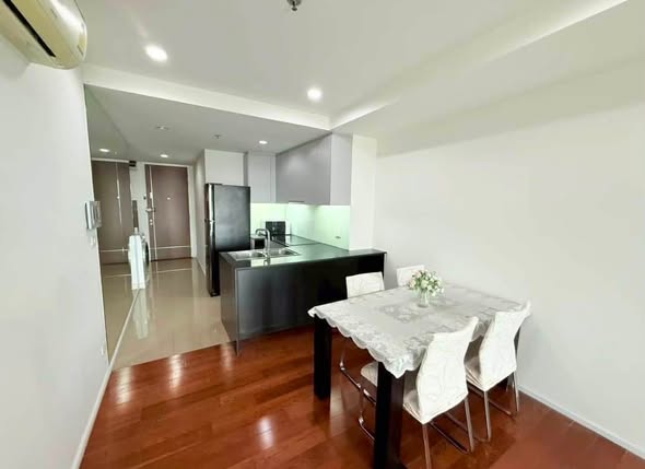 15 Sukhumvit Residences