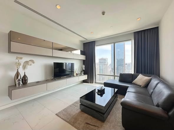 bedroom and living room of 185 Rajadamri