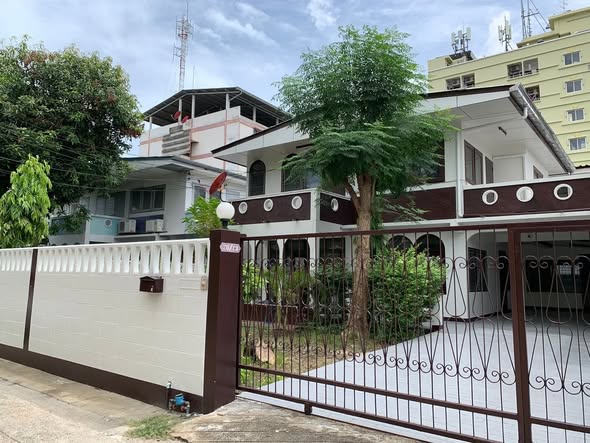 บ้านรัชดา 19
